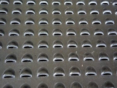 魚鱗沖孔板